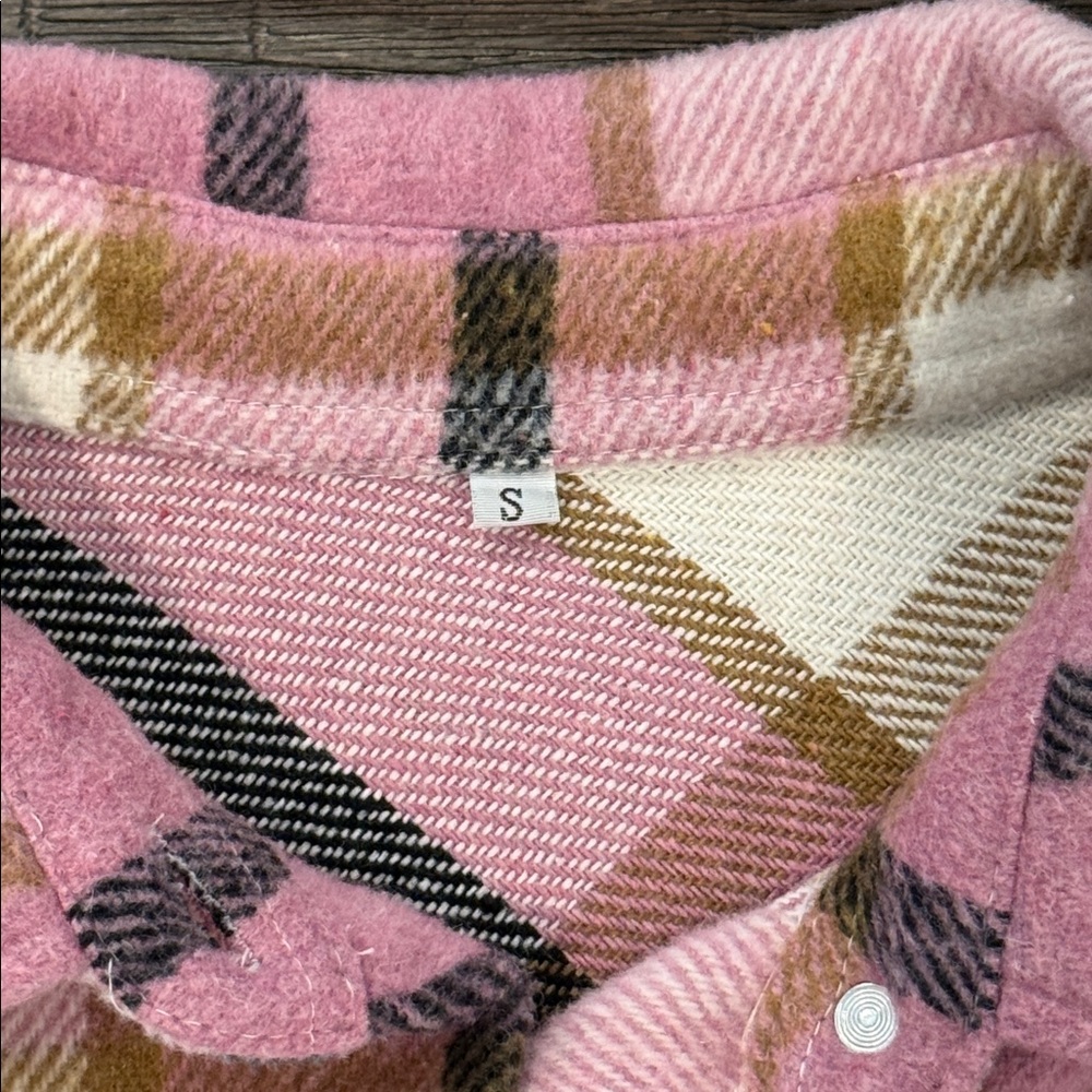 Women’s Plaid Shacket Shirt Pink and Cream Soft Long Sleeve Winter Top S - Picture 3 of 16